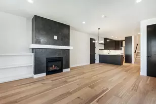 334 SW Roosevelt Ave, Bend, OR 97702 - Photo 3