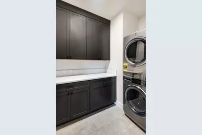 334 SW Roosevelt Avenue #Unit 2, Bend, OR 97702 - Photo 9