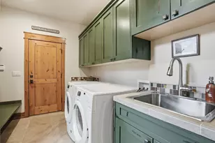 143 NW Champanelle Way, Bend, OR 97703 - Photo 31