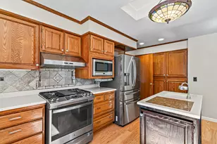 580 Weller Ln, Ashland, OR 97520 - Photo 9