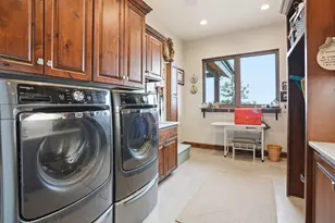 3487 NW Greenleaf Way, Bend, OR 97703 - Photo 39