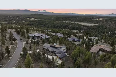 3487 NW Greenleaf Way, Bend, OR 97703 - Photo 63