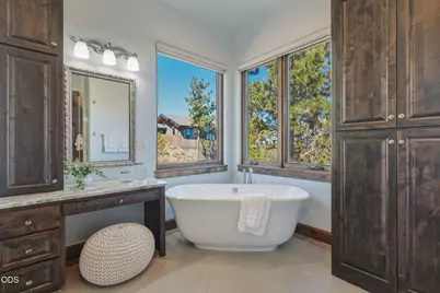 3487 NW Greenleaf Way, Bend, OR 97703 - Photo 27