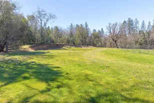 885 Plumtree Ln, Grants Pass, OR 97526 - Photo 43