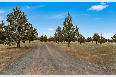 12110 SW Riggs Road, Powell Butte, OR 97753 - Photo 27