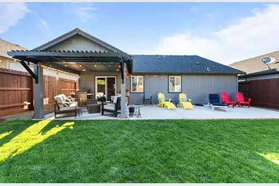 2033 Milton Lane, Medford, OR 97501 - Photo 27