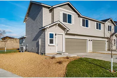 904 SE Starview Avenue, Madras, OR 97741 - Photo 1