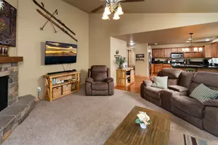 17370 Brant Dr, Bend, OR 97707 - Photo 7