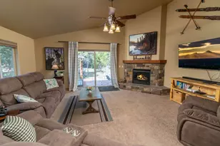 17370 Brant Dr, Bend, OR 97707 - Photo 5