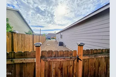 1225 NW Willow Parkway Road, Madras, OR 97741 - Photo 29