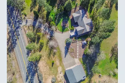 2363 Jaynes Drive, Grants Pass, OR 97527 - Photo 37