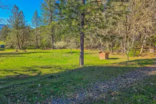 2363 Jaynes Dr, Grants Pass, OR 97527 - Photo 35