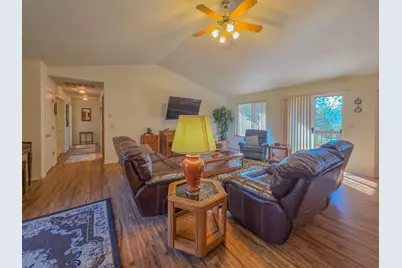 2363 Jaynes Drive, Grants Pass, OR 97527 - Photo 5