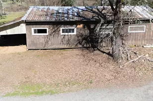 24524 Redwood Hwy, Kerby, OR 97531 - Photo 29