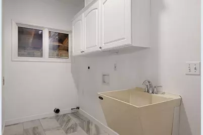 1420 NE Sharkey Terrace, Bend, OR 97701 - Photo 11