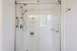 1101 SW Silver Lake Blvd, Bend, OR 97702 - Photo 19