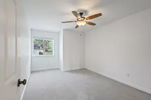 1101 SW Silver Lake Blvd, Bend, OR 97702 - Photo 23