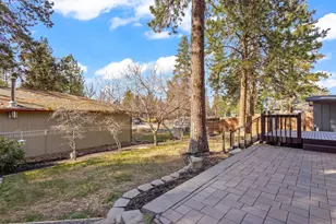 1101 SW Silver Lake Blvd, Bend, OR 97702 - Photo 29