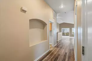 3601 SW 30th St, Redmond, OR 97756 - Photo 5