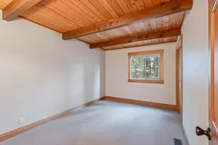 17745 Woodland Ln, Sunriver, OR 97707 - Photo 15