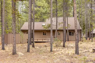 17745 Woodland Ln, Sunriver, OR 97707 - Photo 31