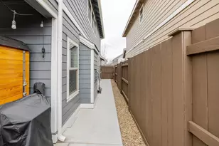 3137 Northeast Flagstone Avenue, Bend, OR 97701 - Photo 51