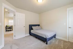 3137 Northeast Flagstone Avenue, Bend, OR 97701 - Photo 31