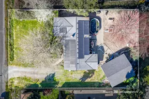 1981 Regina Way, Grants Pass, OR 97527 - Photo 9