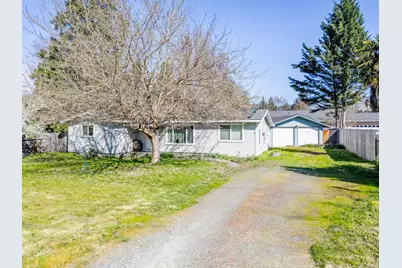 1981 Regina Way, Grants Pass, OR 97527 - Photo 5