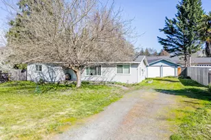 1981 Regina Way, Grants Pass, OR 97527 - Photo 5