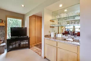 57321 Beaver Ridge Loop, Sunriver, OR 97707 - Photo 17