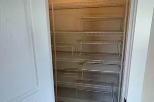 1642 NW Hemlock Ave, Redmond, OR 97756 - Photo 7