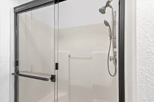 503 Mae St, Medford, OR 97504 - Photo 11