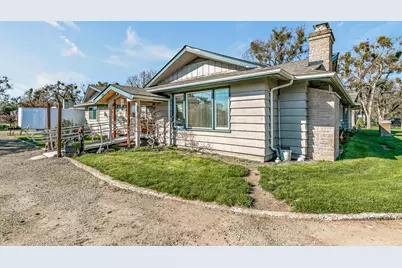 3200 Hanley Road, Central Point, OR 97502 - Photo 1