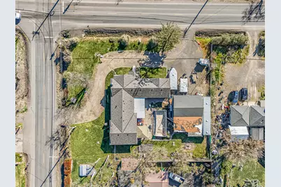 3200 Hanley Road, Central Point, OR 97502 - Photo 25