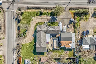 3200 Hanley Rd, Central Point, OR 97502 - Photo 25