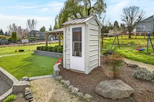 2331 Old Stage Rd, Medford, OR 97502 - Photo 37