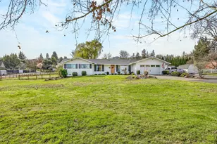 2331 Old Stage Rd, Medford, OR 97502 - Photo 39