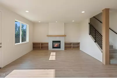 2177 SW 43rd Street #16, Redmond, OR 97756 - Photo 17