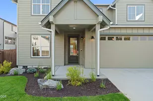 2177 SW 43rd St, Redmond, OR 97756 - Photo 3