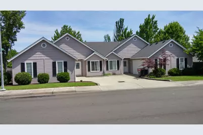 1537 Hartell Street, Medford, OR 97504 - Photo 1