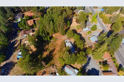 363 Caves Highway, Cave Junction, OR 97523 - Photo 3