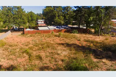 363 Caves Highway, Cave Junction, OR 97523 - Photo 5