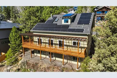 1821 NW Iowa Avenue, Bend, OR 97703 - Photo 33