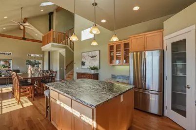 1821 NW Iowa Avenue, Bend, OR 97703 - Photo 13