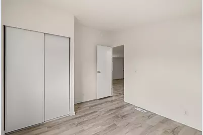 1570 S Peach Street #SPC 100, Medford, OR 97501 - Photo 5