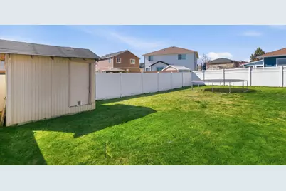 840 NE Quince Avenue, Redmond, OR 97756 - Photo 17