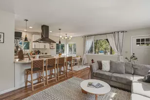 55601 Swan Rd, Bend, OR 97707 - Photo 7