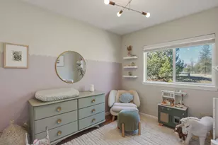 55601 Swan Rd, Bend, OR 97707 - Photo 17