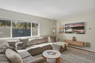 55601 Swan Rd, Bend, OR 97707 - Photo 5